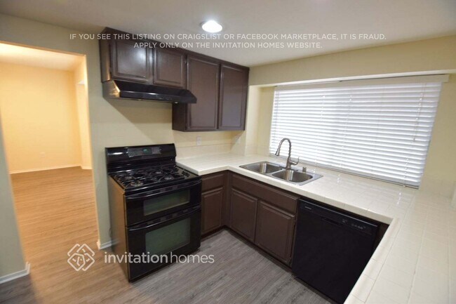 Foto del edificio - 45613 Clubhouse Dr