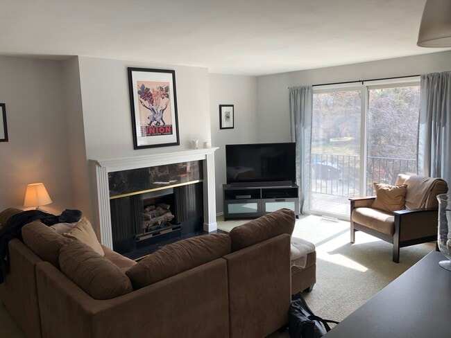 Living Room - 1220 Park Ave W