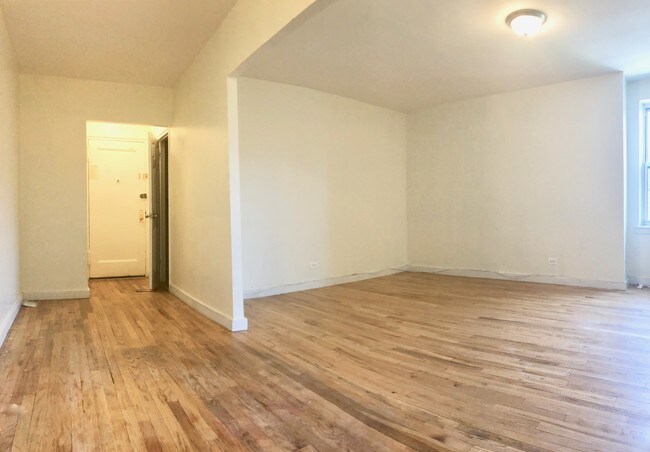 Building Photo - 2865 Ocean Ave