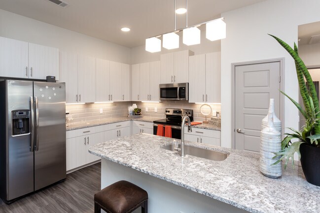 2HAB2BA-B3 - ZZZPromenade at Las Colinas