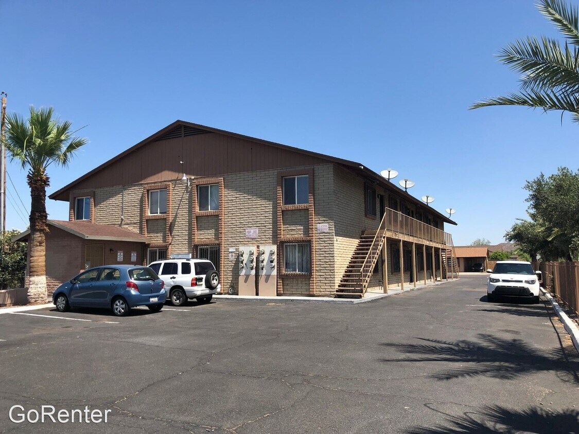 Primary Photo - 1703 W Mountain View Rd
