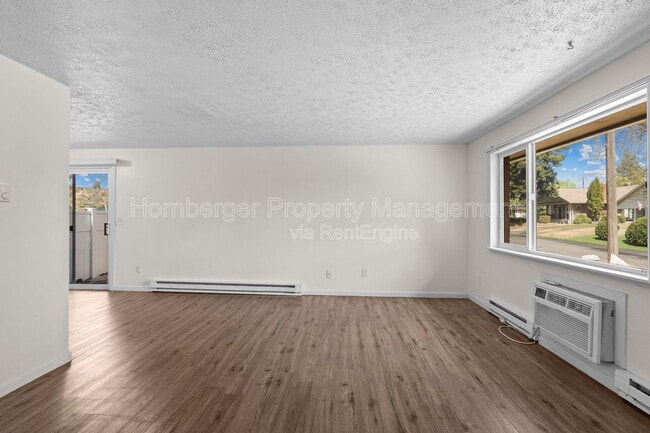 Foto del edificio - 3617 N Washington St