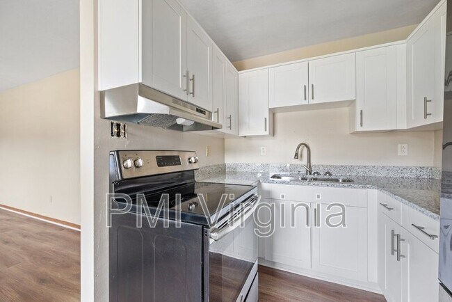 Foto del edificio - 4225 Schooner Trail