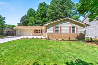Building Photo - 4192 N Shallowford Rd