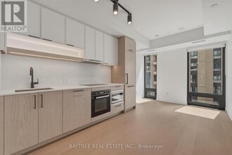 Building Photo - 91 Montclair Ave