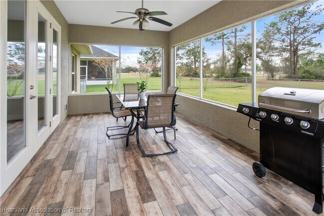 Building Photo - 4924 Myrtle Beach Dr