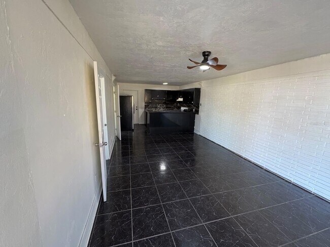 Foto del edificio - 1836 SW Harlem Cir