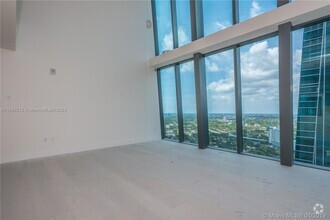 Building Photo - 1451 Brickell Ave