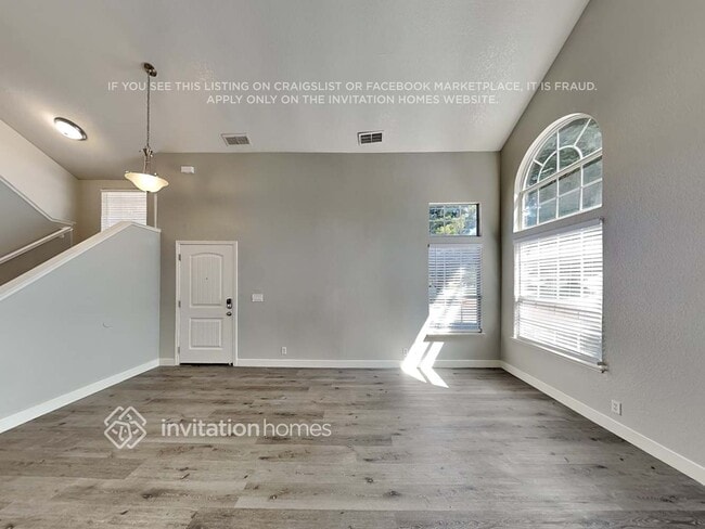 Foto del edificio - 7441 Fireweed Cir
