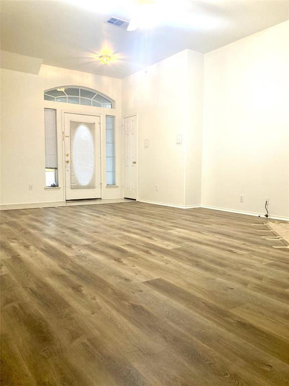 Foto del edificio - 1017 Stanford Ln