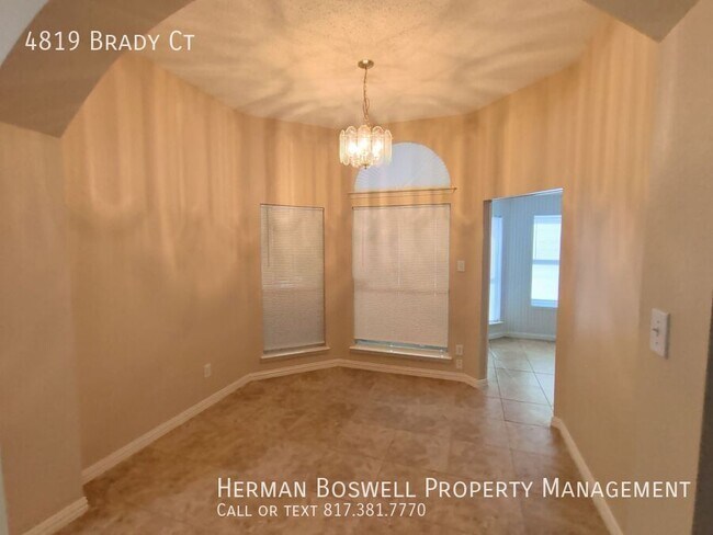 Building Photo - 4819 Brady Ct