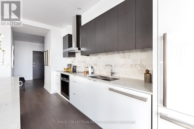 Photo du bâtiment - 20 Daly Ave