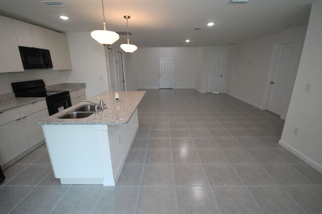 Foto del edificio - Beautiful 4bd/2ba Home in Palm Bay!!