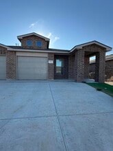 Building Photo - 2011 Corpus Ave
