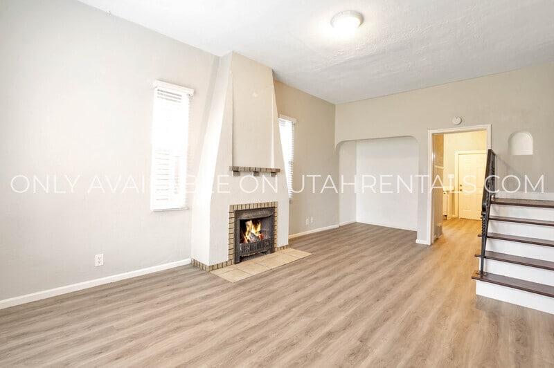 Primary Photo - 263 28th St