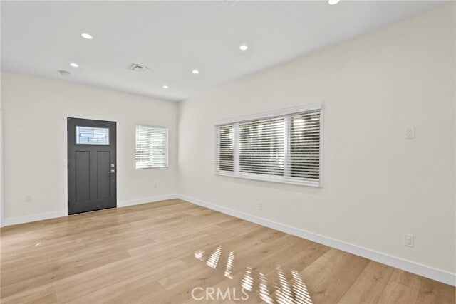 Building Photo - 1058 E Orange Grove Ave