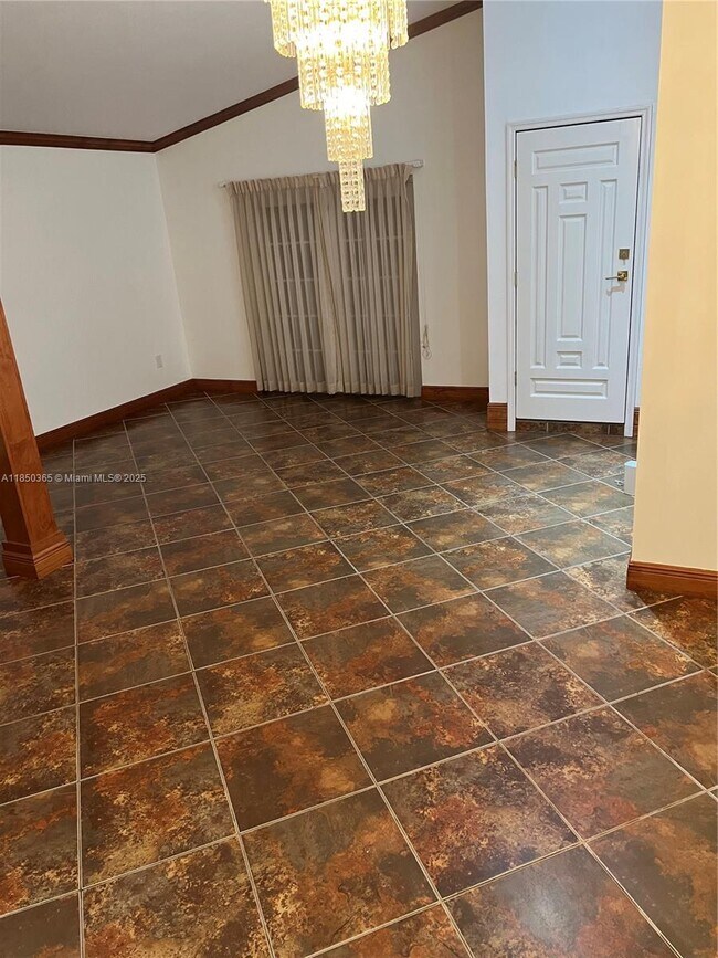 Building Photo - 5221 SW 154th Pl