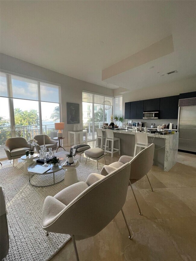 Foto del edificio - 901 Brickell Key Blvd