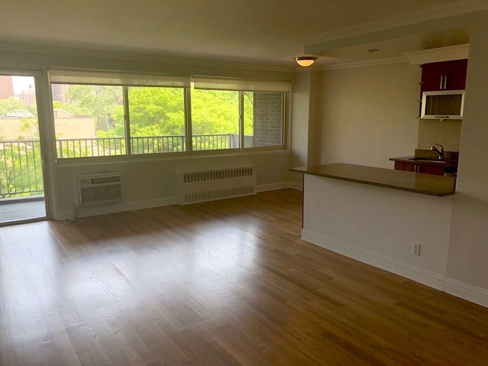 Foto principal - 160 W 97th St