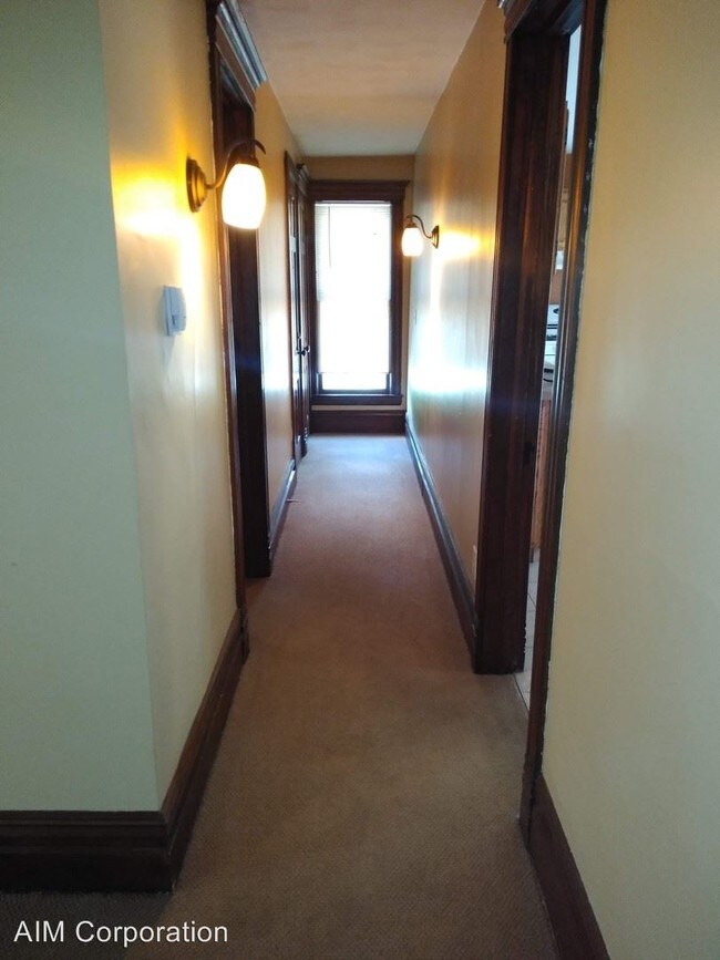 Foto del edificio - 1005 S Westnedge Ave