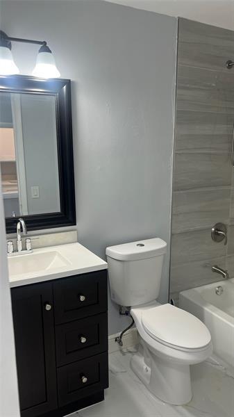 Foto del edificio - 42 NE 36th Ct