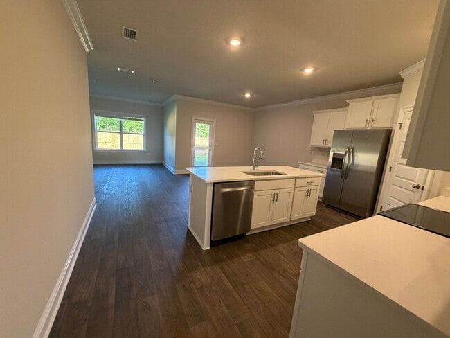 Building Photo - 14828 Dayton Cir