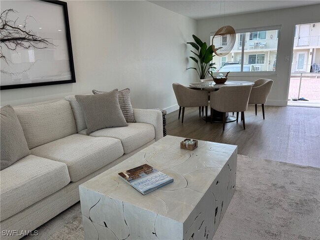 Foto del edificio - 1550 Gulf Shore Blvd N