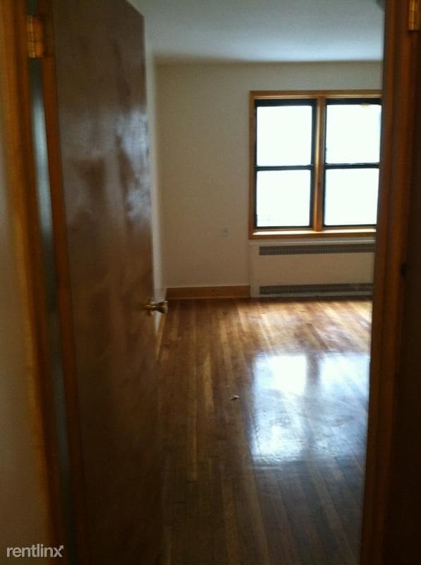 Building Photo - 1335 50th St