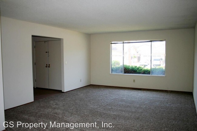 Building Photo - 2624 Glen Ferguson Cir
