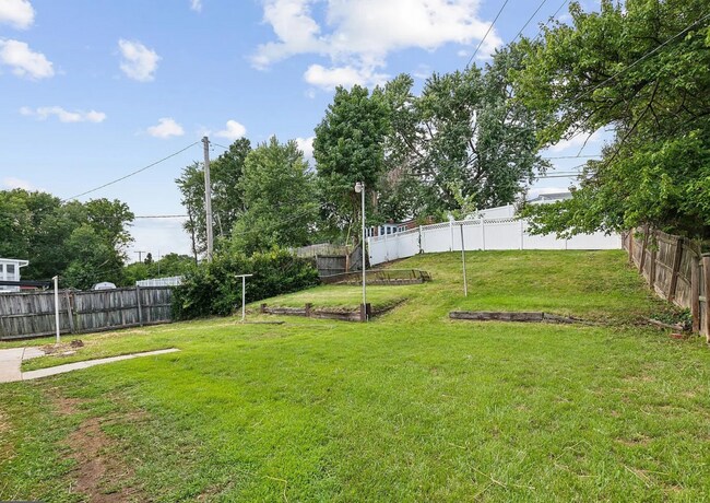 Foto del edificio - 5522 Lanham Way