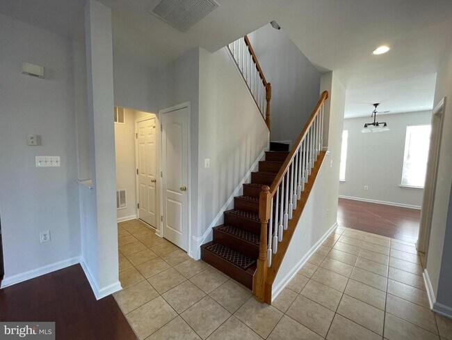 Foto del edificio - 314 Kintyre Ln