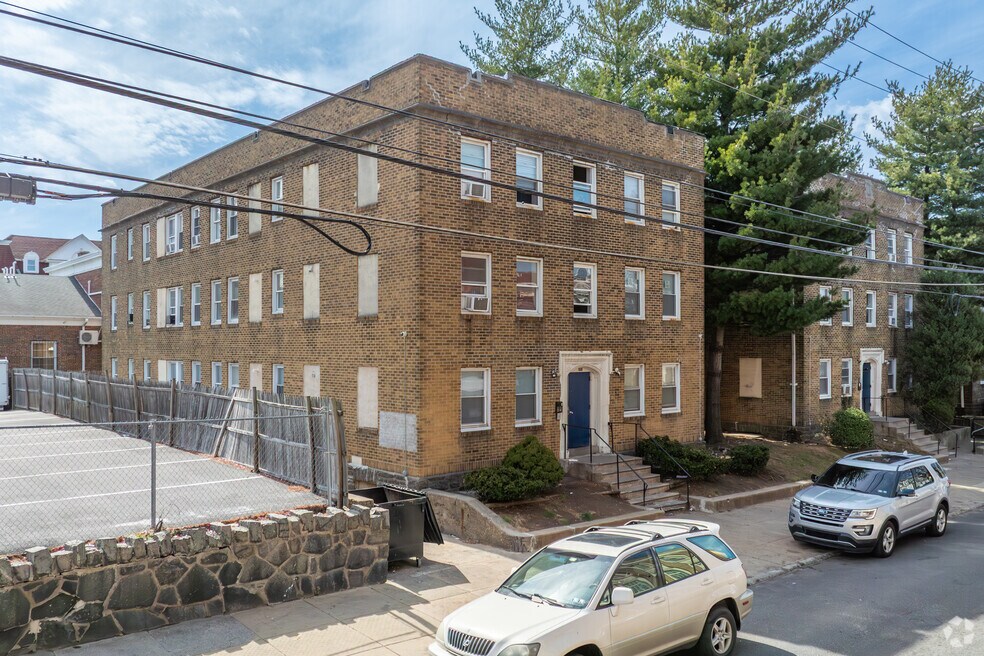 Willows Apartments