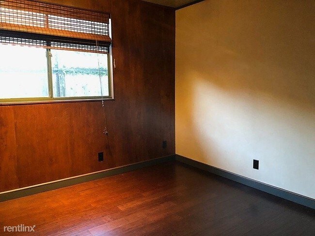Building Photo - 4 br, 2 bath House - 561 Kernberry Drive