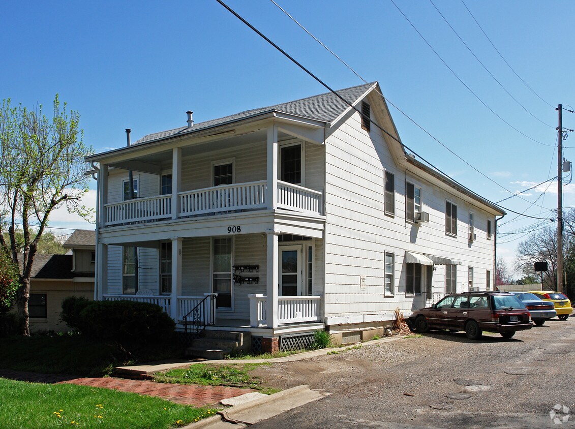 Primary Photo - 908 Indiana St