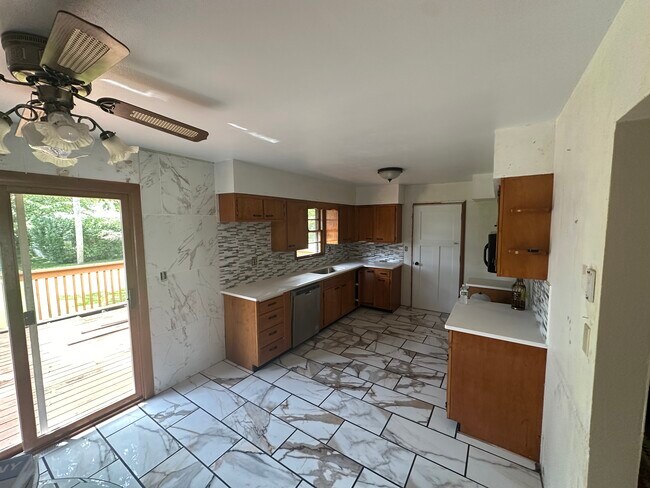 Foto del edificio - 761 S East St