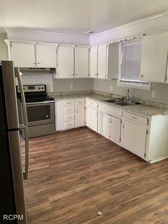 3 Br 2 Bath House 6016 Pulaski Pike Nw House For Rent In Huntsville Al Apartments Com