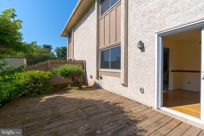 Building Photo - 103 Josephs Way