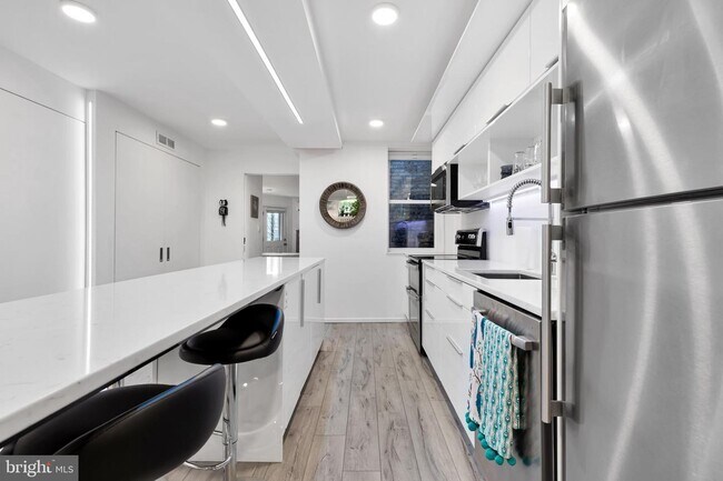 Foto del edificio - 1215 Harvard St NW