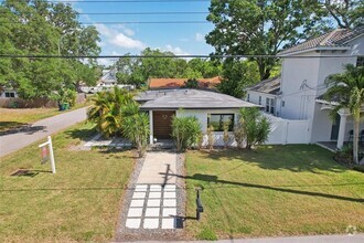 Building Photo - 3131 W Fielder St