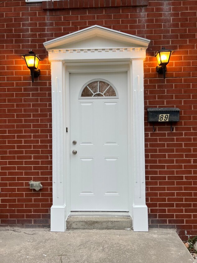 Photo principale - 89 Worthington Dr