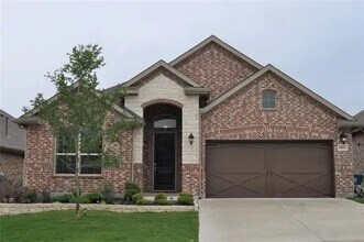 Building Photo - 14817 Complacent Way