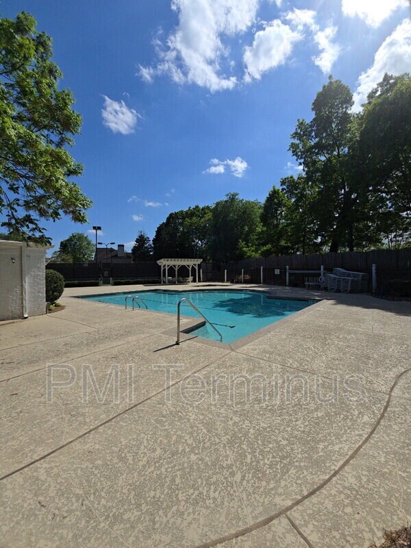 Foto del edificio - 3307 Fieldwood Dr SE