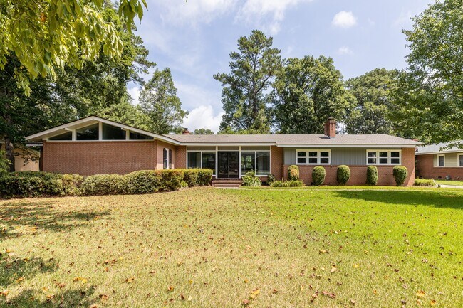 Foto del edificio - 3504 Hawthorne Rd