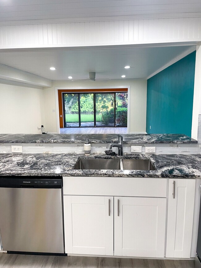 620 Spring Lakes Blvd Unit 620, Bradenton, FL 34210 Condo for Rent in