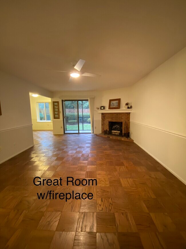 411 Conestoga Rd Unit 32, Devon, PA 19333 Condo for Rent in Devon, PA