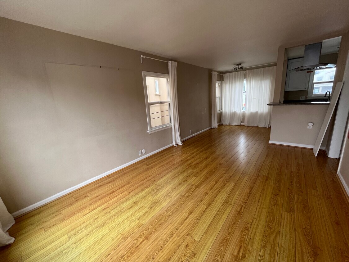 231 13th St Unit 231, Manhattan Beach, CA 90266 Apartments in