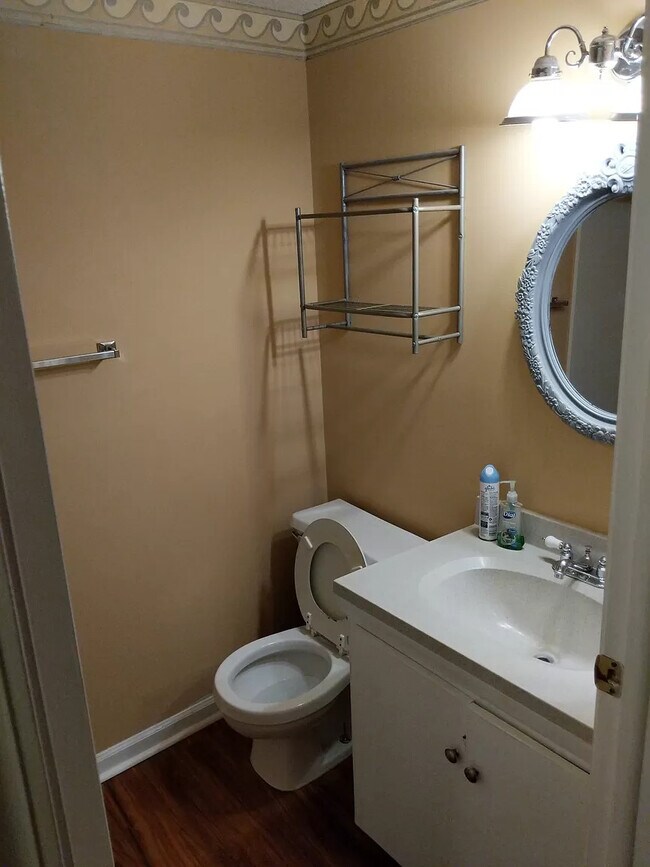 bathroom 1 - 7530 Pebblestone Dr