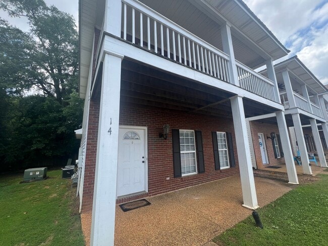 Building Photo - 14 Brook Meadows Cir