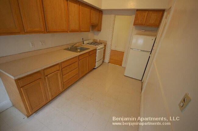 Foto del edificio - 130 Sutherland Rd
