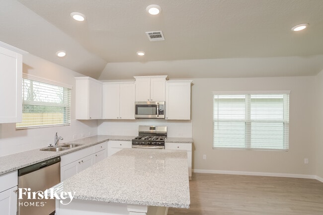 Building Photo - 1810 Morse Way